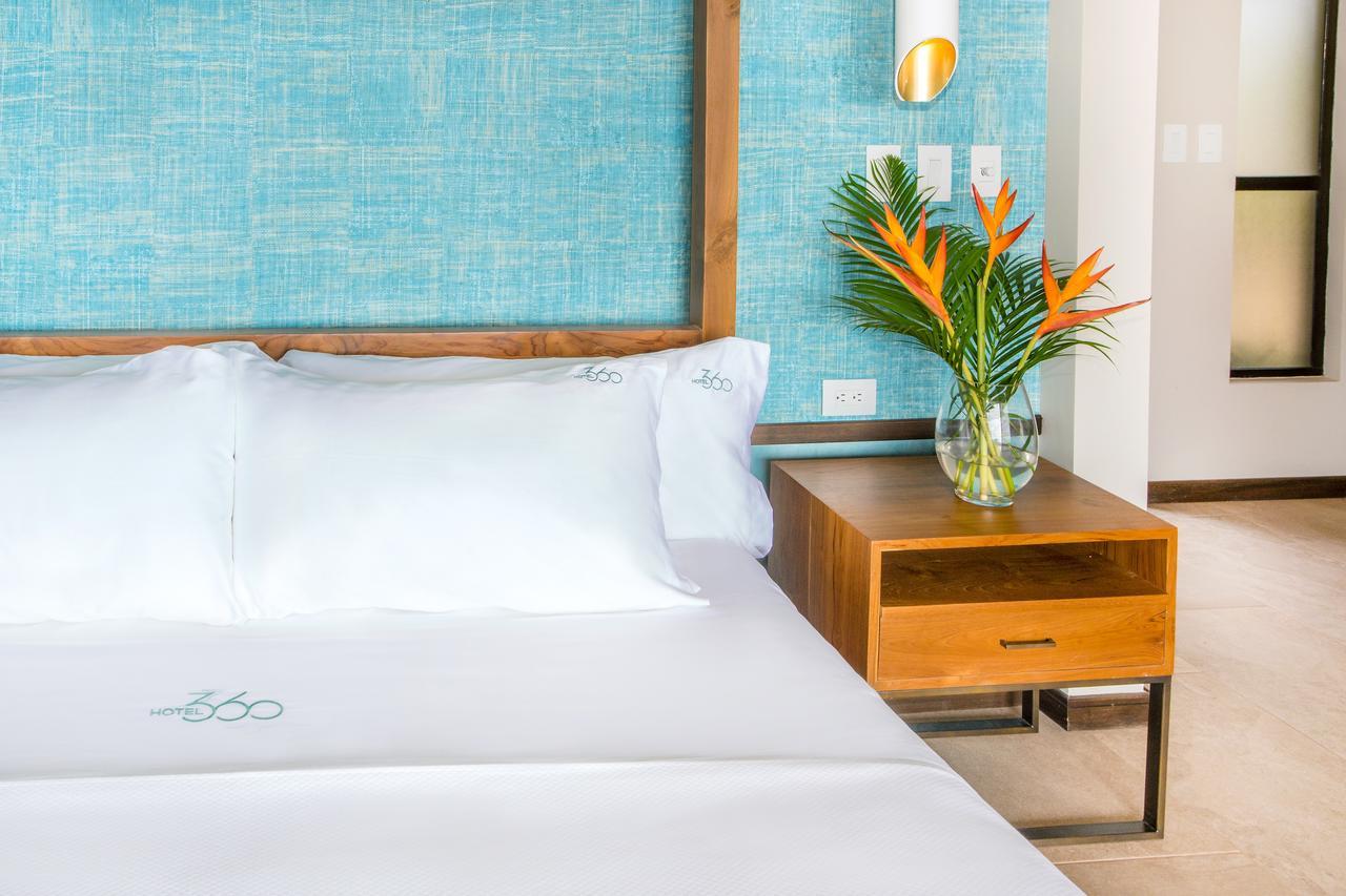 Hotel Three Sixty - Adults Only Охочал Екстериор снимка